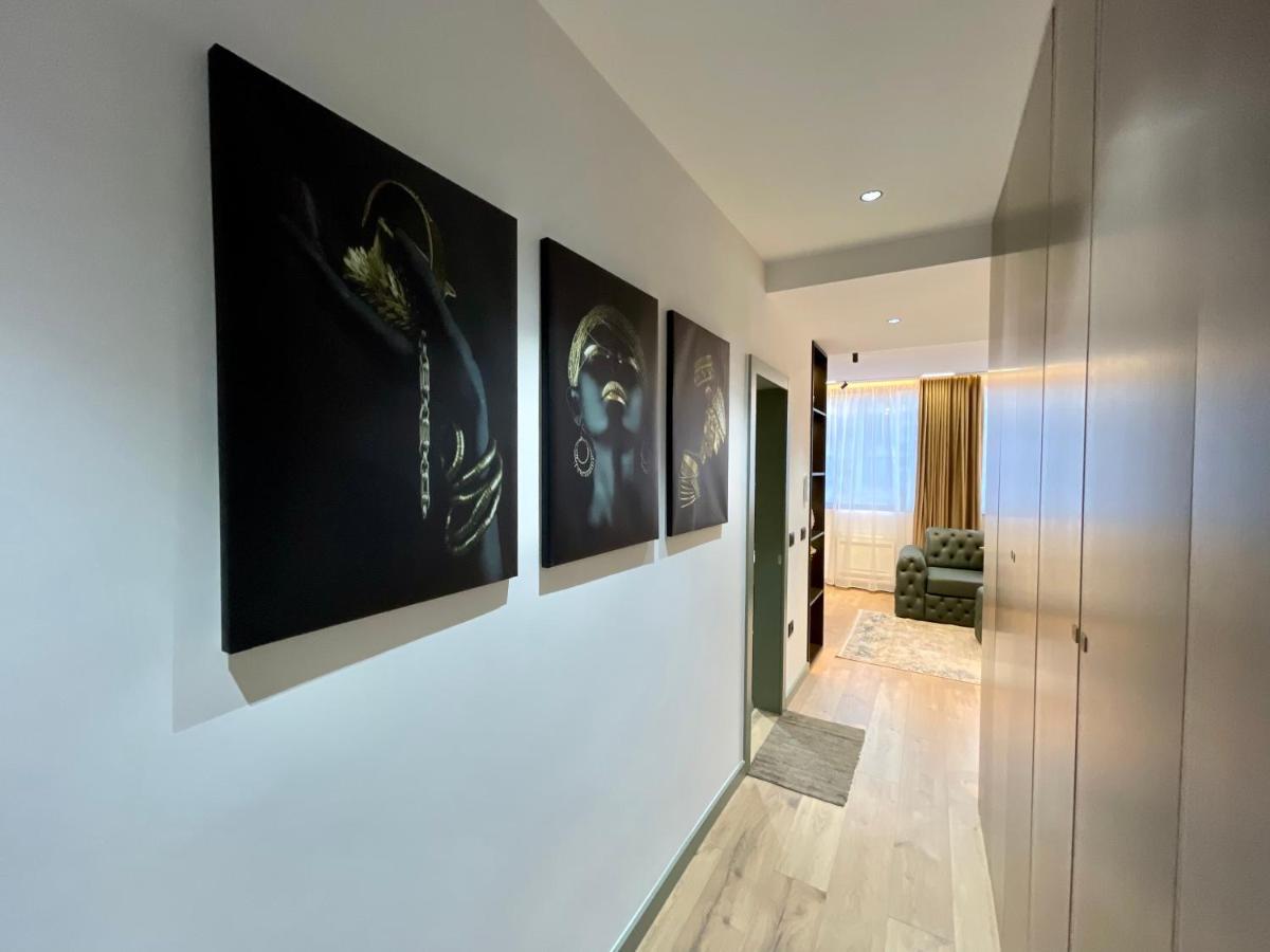 Queens Luxury Apartments ティラナ エクステリア 写真