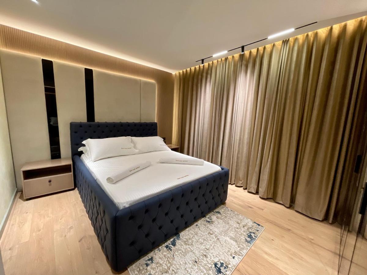 Queens Luxury Apartments ティラナ エクステリア 写真